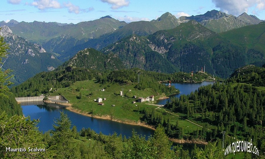 25 Zoom sul Lago delle Casere e sul Lago Marcio.JPG